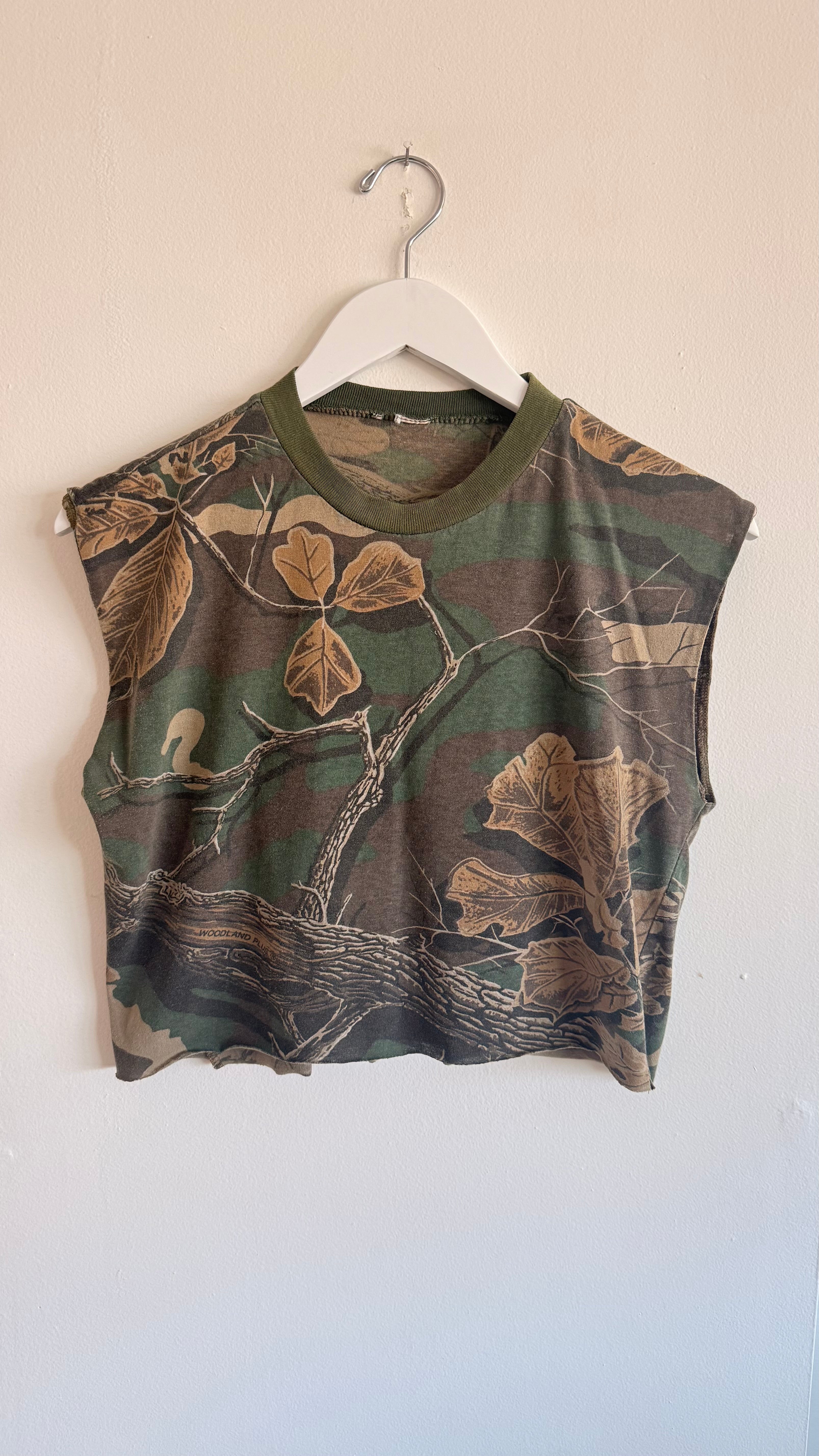 Camo Sleevless Crop