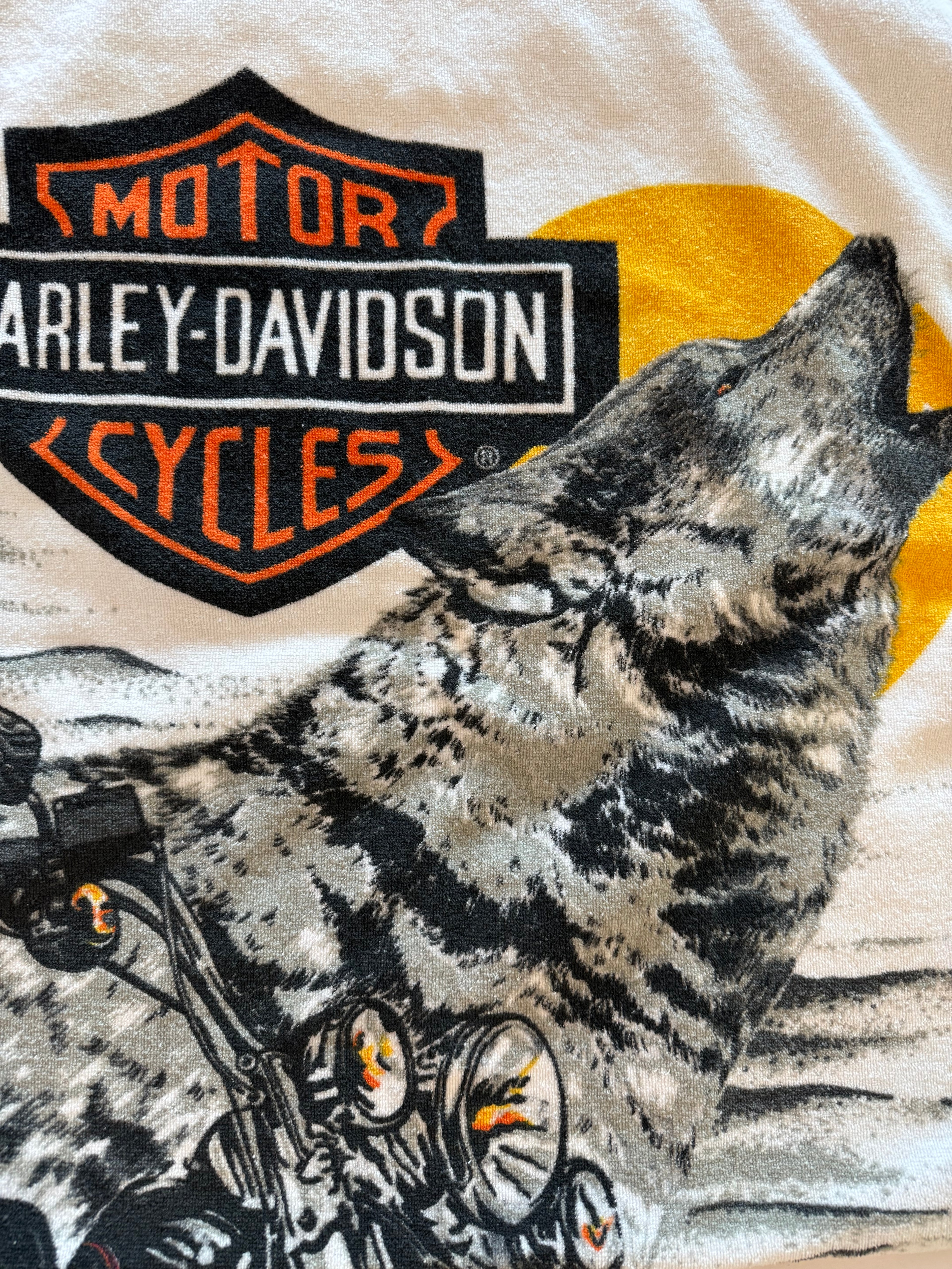 HD Lone Wolf Towel